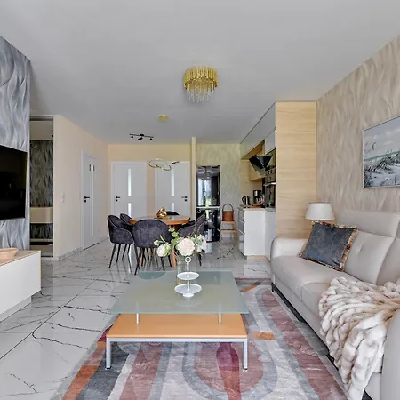 Angielska Grobla Center By Lion