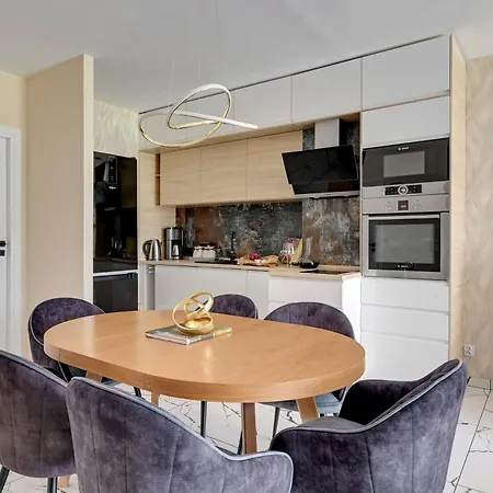 Angielska Grobla Center By Lion Danzica