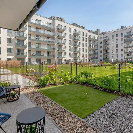 Angielska Grobla Center By Lion *