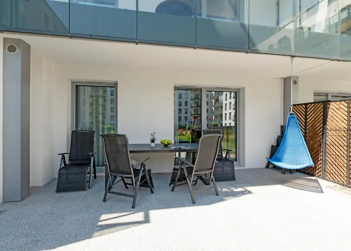 Angielska Grobla Center By Lion