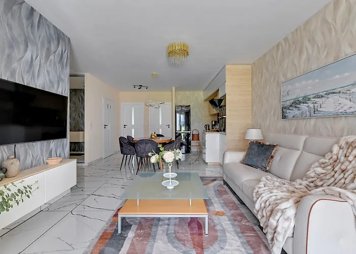 Angielska Grobla Center By Lion